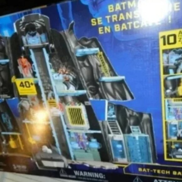 Batman Bat-Tech Batcave Giant Transforming Playset DC Comics🆕⌚📦🏃💨🚚 - Picture 12 of 16